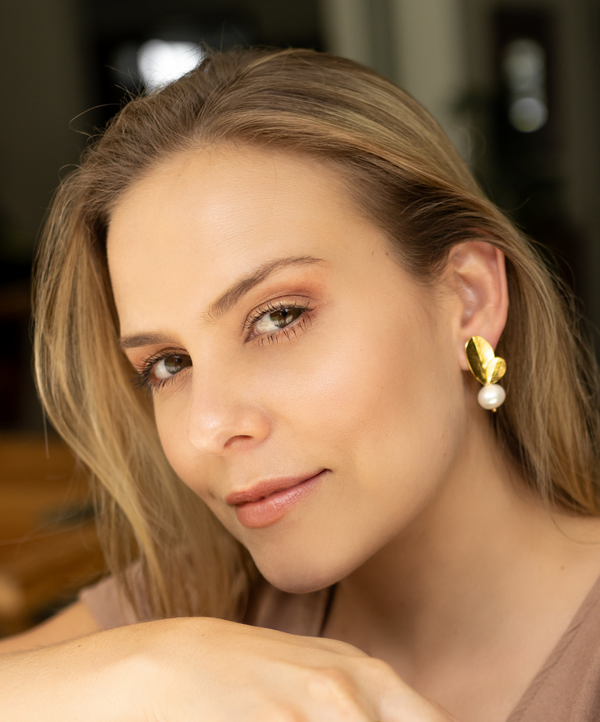ARETES HOJA Y PERLA